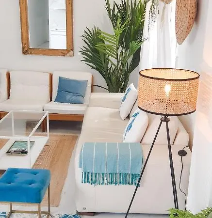 Lux Loft In Front Of The Port Apartment