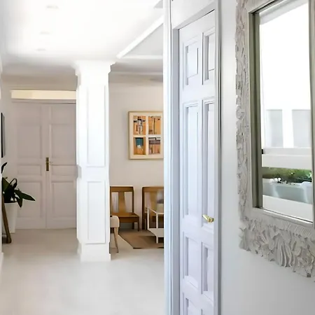 Apartment Lux Loft In Front Of The Port Alicante