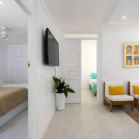 Lux Loft In Front Of The Port Apartment